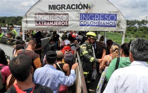 Migrácion colombia - Call us in Washington, D.C. at 1-888-407-4747 (toll-free in the United States and Canada) or 1-202-501-4444 (from all other countries) from 8:00 a.m. to 8:00 p.m., Eastern Standard Time, Monday through Friday (except U.S. federal holidays). See the State Department’s travel website for the Worldwide Caution and Travel Advisories.